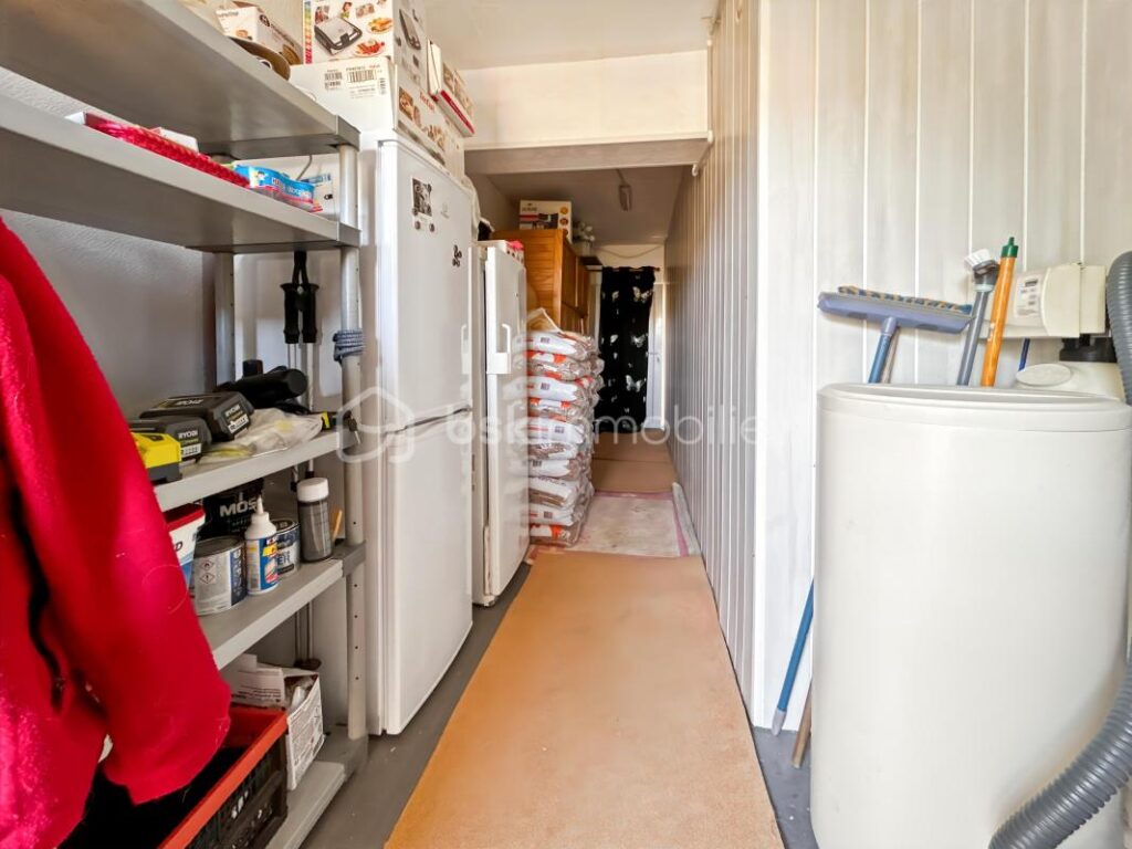 Maison familiale avec 5 chambres, véranda, jardin et prestations modernes – Proche gare de Sens – 7 pièces – 5 chambres – 179 m²