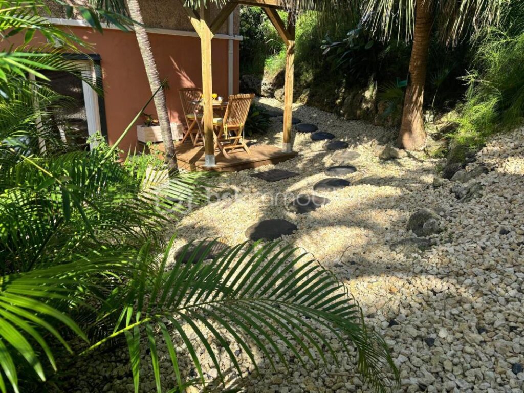 Splendide gîte avec piscine et spas Saint François – 6 pièces – 5 chambres – 170 m²