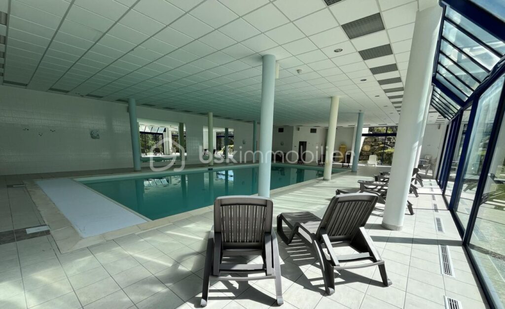 PROPRIETE D’EXCEPTION 483m2 sur un PARC DE 1,4H – 12 pièces – 8 chambres – 483 m²