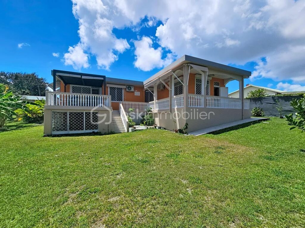 Villa 165 m2 piscine garage 3 chambres et atelier – 5 pièces – 3 chambres – 165 m²