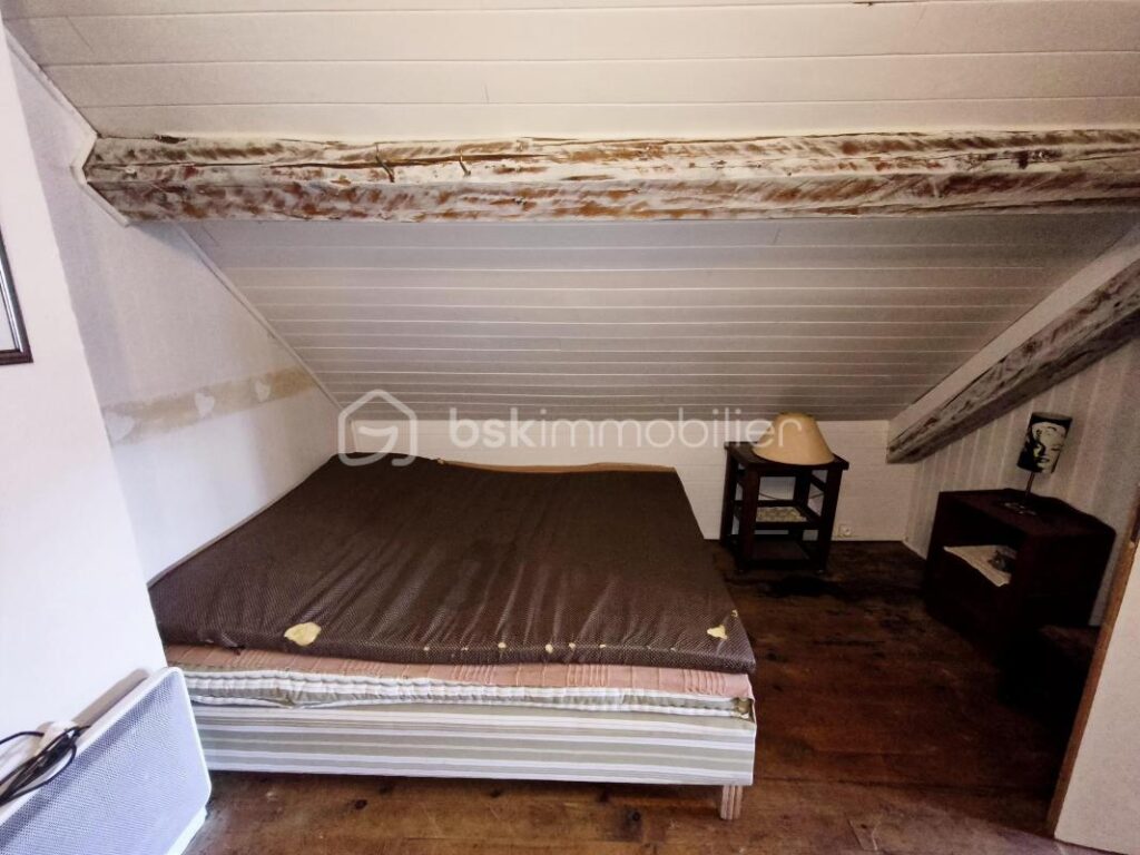 🪺 Grange Foraine Suspendue – 60 m² – Pied-à-Terre Haut de Gamme 900m d’altitude dans les Pyrénées 🪺 – 3 pièces – 2 chambres – 60 m²