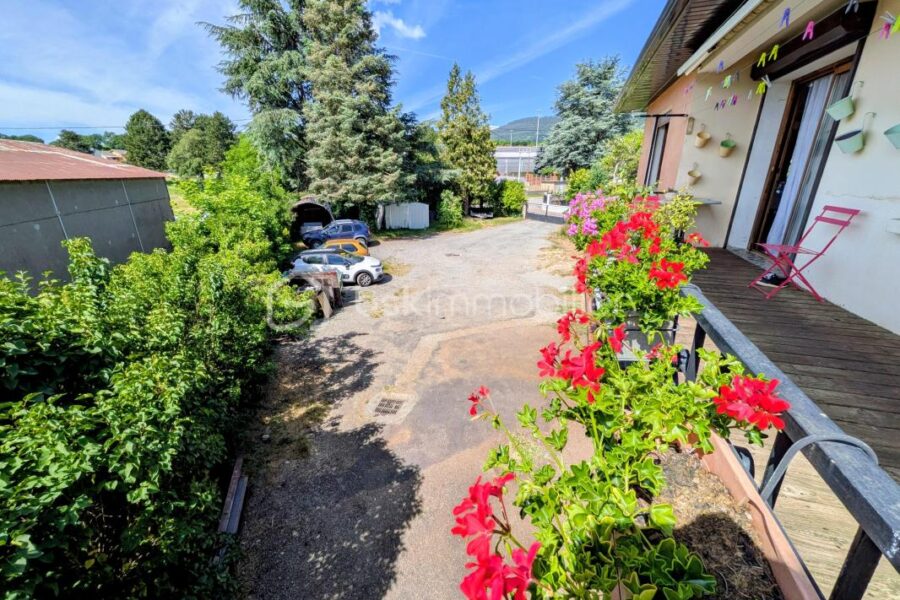 Maison à vendre à La mure — Vue montagne — photo 23