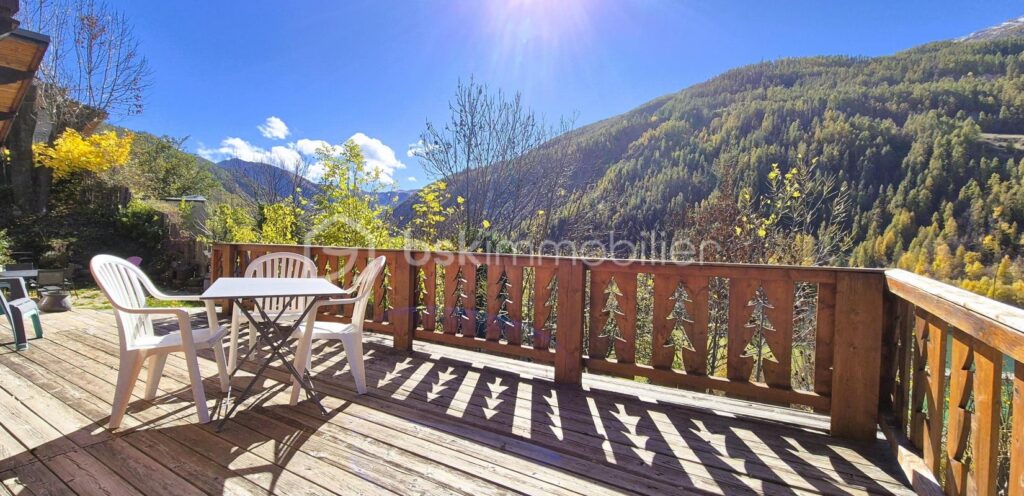 A ALLOS – MAGNIFIQUE CHALET INDIVIDUEL 5 PIÈCES – 197 m² – 8 pièces – 4 chambres – 197 m²