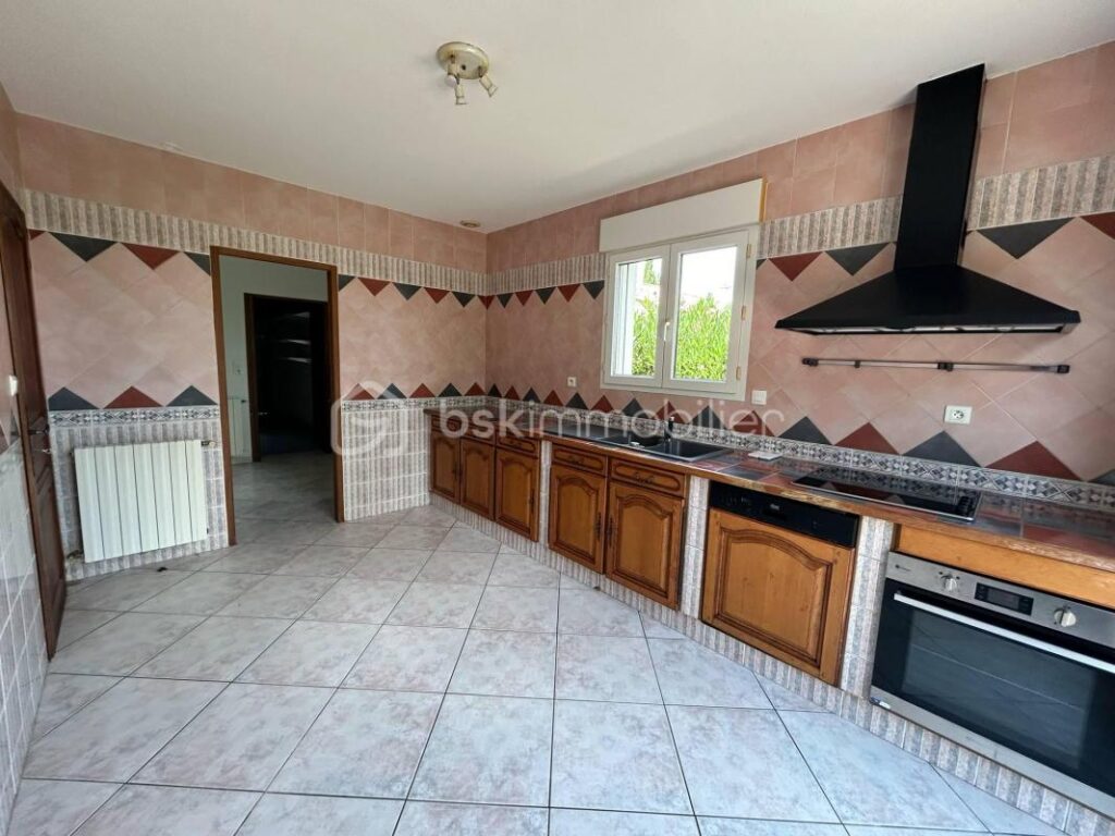 Maison T4 113m² Climatisée avec garage GRABELS proche des commerces – 4 pièces – 3 chambres – 117 m²