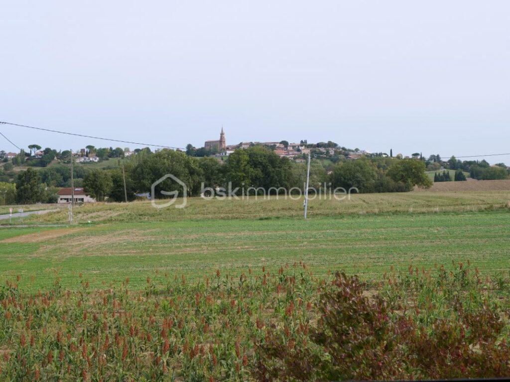 Maison lumineuse aux portes de Toulouse – 7 pièces – 2 chambres – 142 m²