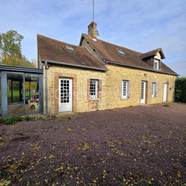 Maison à vendre à Courtomer
