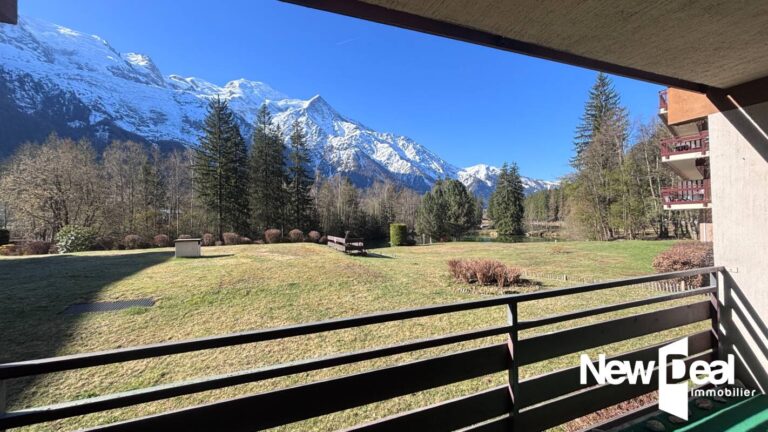 APPARTEMENT 2 Pièces – PARKING COUVERT PRIVATIF – CAVE – TERRASSE COUVERTE Plein SUD – 2 pièces – 1 chambre – 44 m²