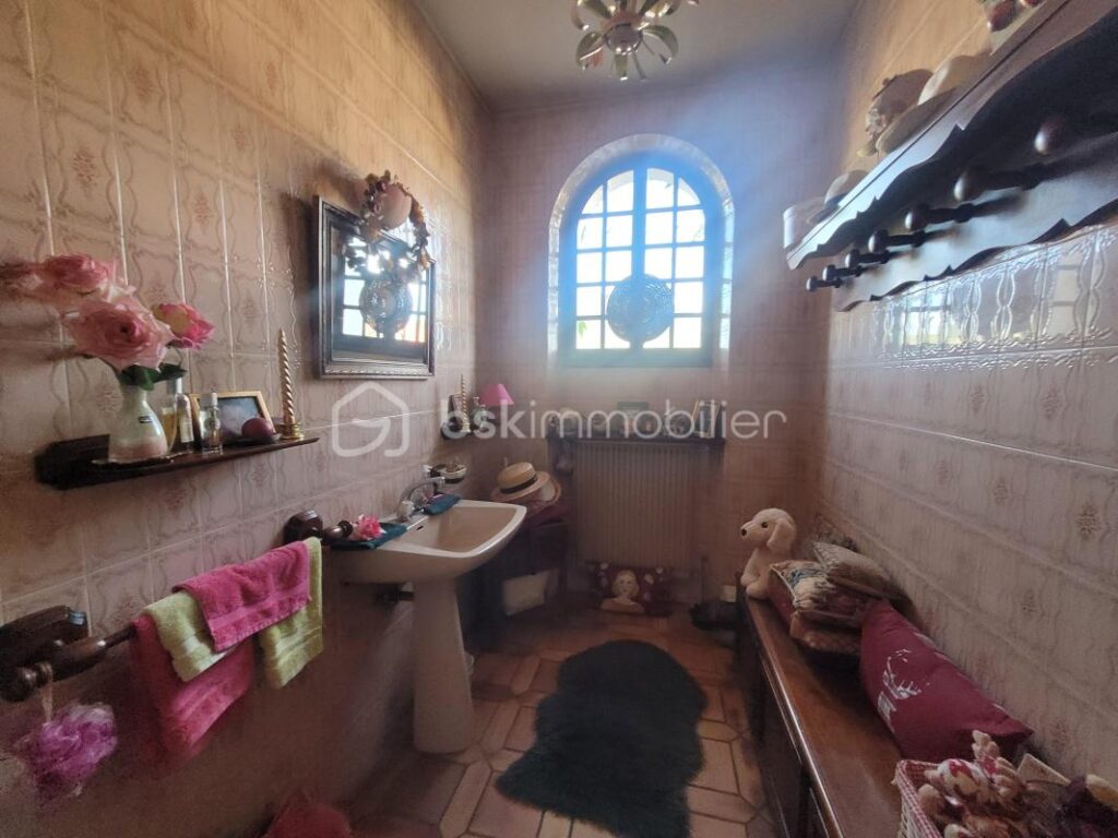 Criel de Voiron Propriété d’Exception Terrain 3766 m² 1 090 000 € – 10 pièces – 6 chambres – 370 m²