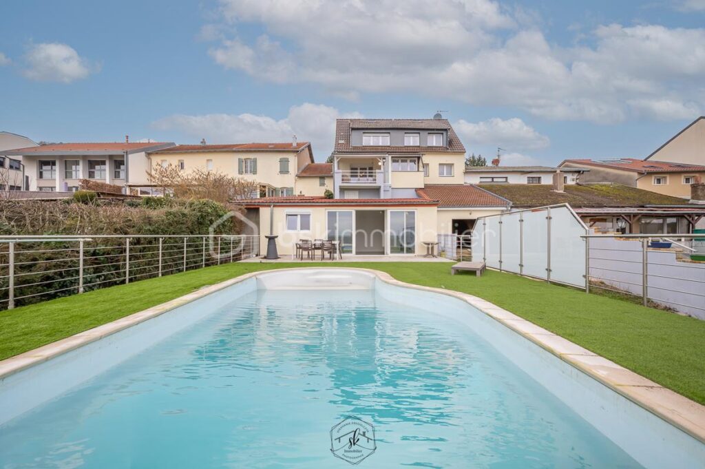 🔥 Maison d’exception 166 m² – Piscine chauffée – Vue panoramique – Terrain 1 289 m² – Fèves – 8 pièces – 4 chambres – 166 m²