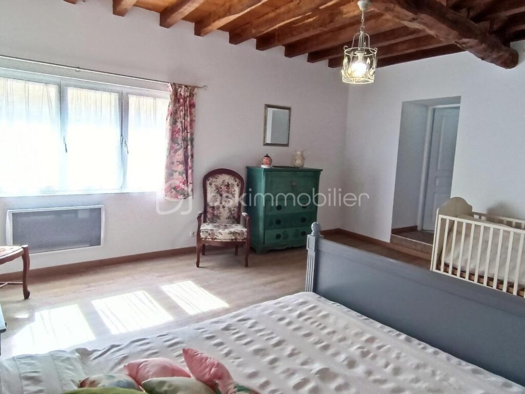 Maison gasconne pleine de charme, volumes généreux et esprit familial – 10 pièces – 6 chambres – 316 m²