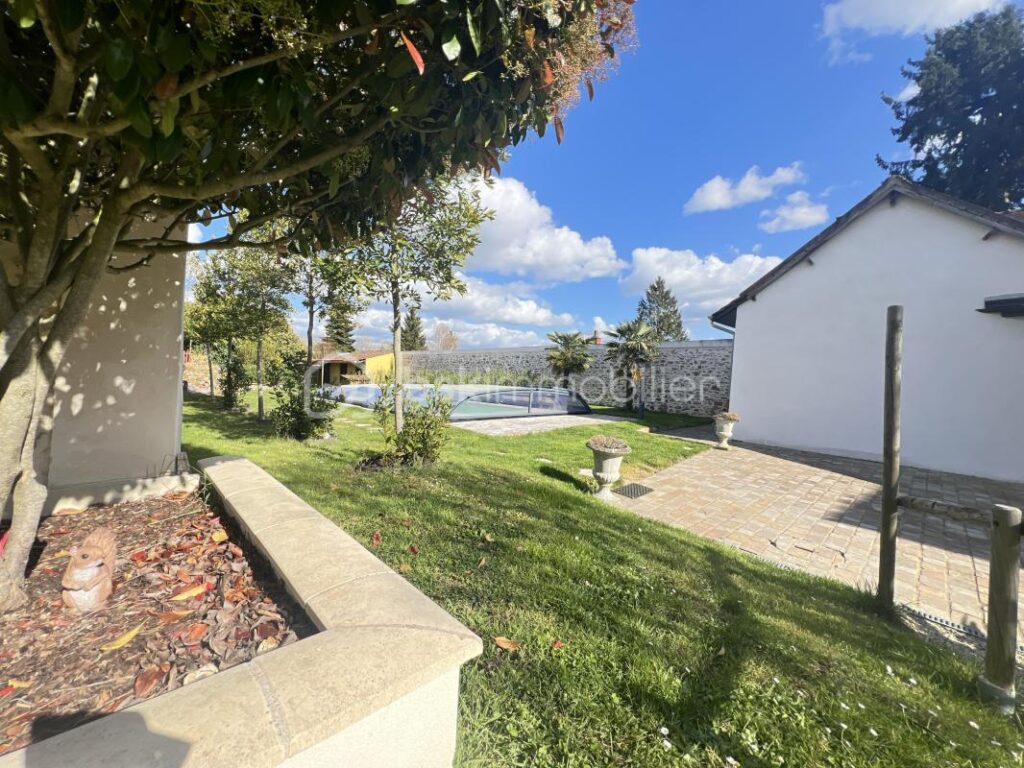 🏡 Maison de caractère rénovée – Lardy Bourg – 5 pièces – 3 chambres – 139 m²