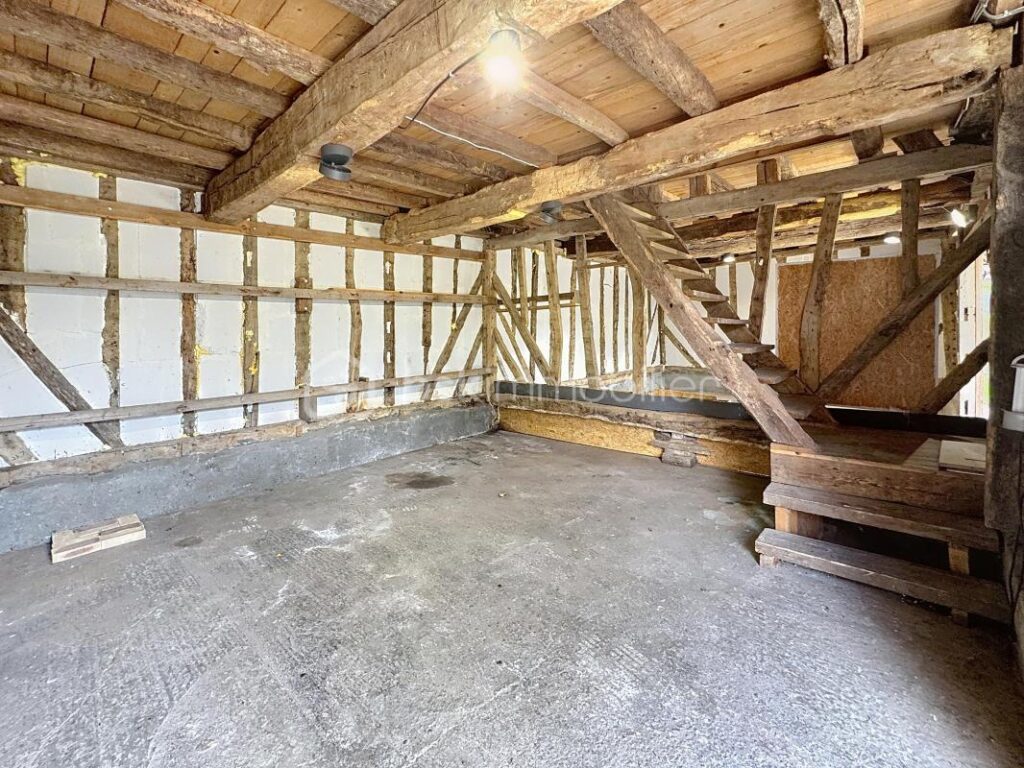 Maison de campagne avec grande dépendance et piscine – 6 pièces – 3 chambres – 129 m²