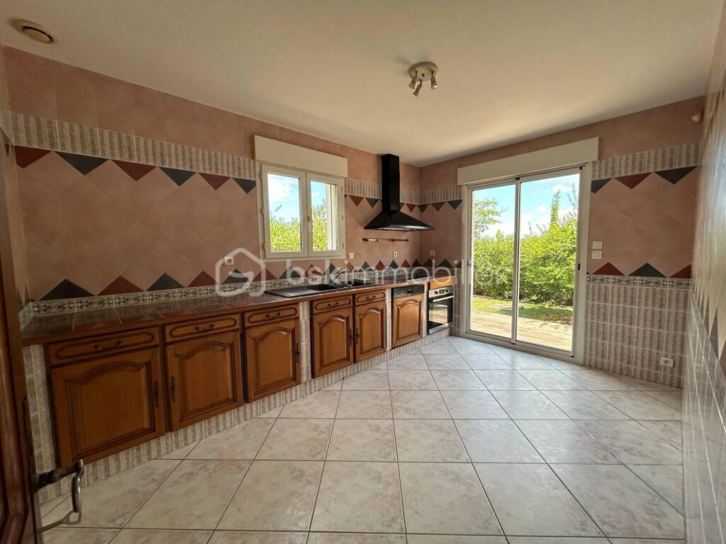 Maison T4 113m² Climatisée avec garage GRABELS proche des commerces – 4 pièces – 3 chambres – 117 m²