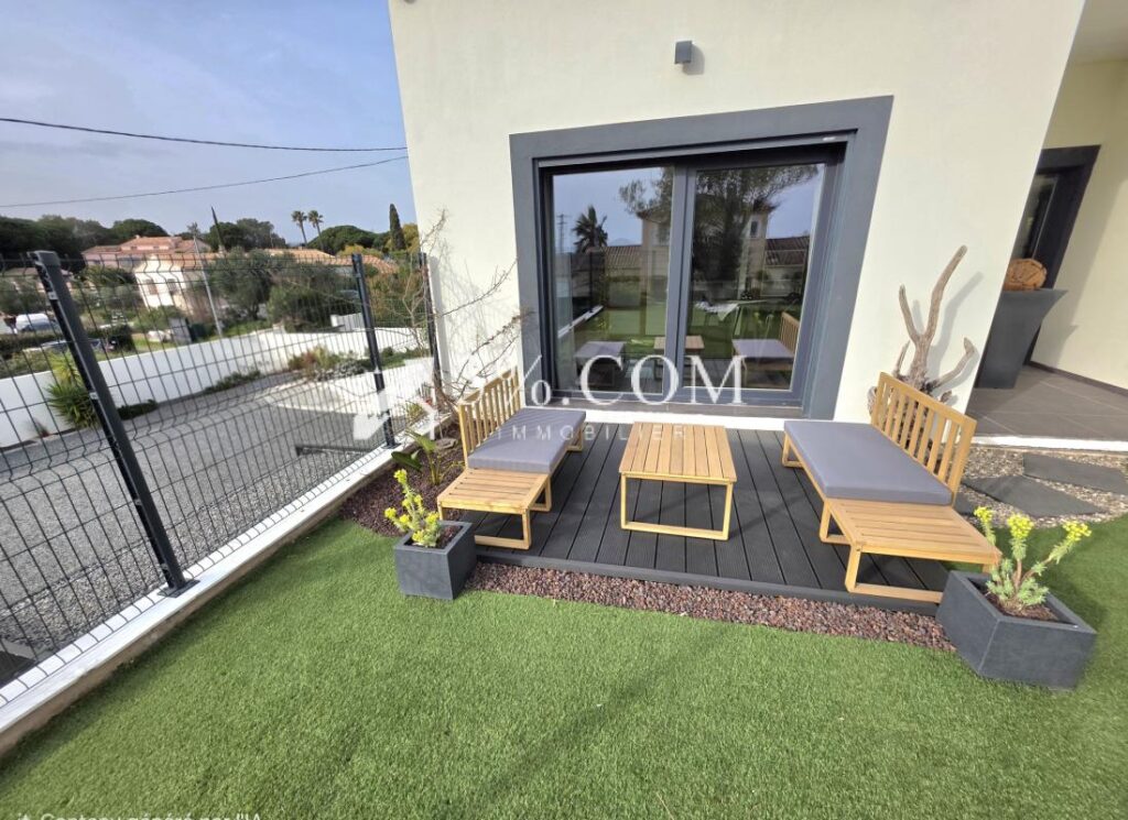 Grande villa californienne au calme – 5 pièces – 4 chambres – 222 m²