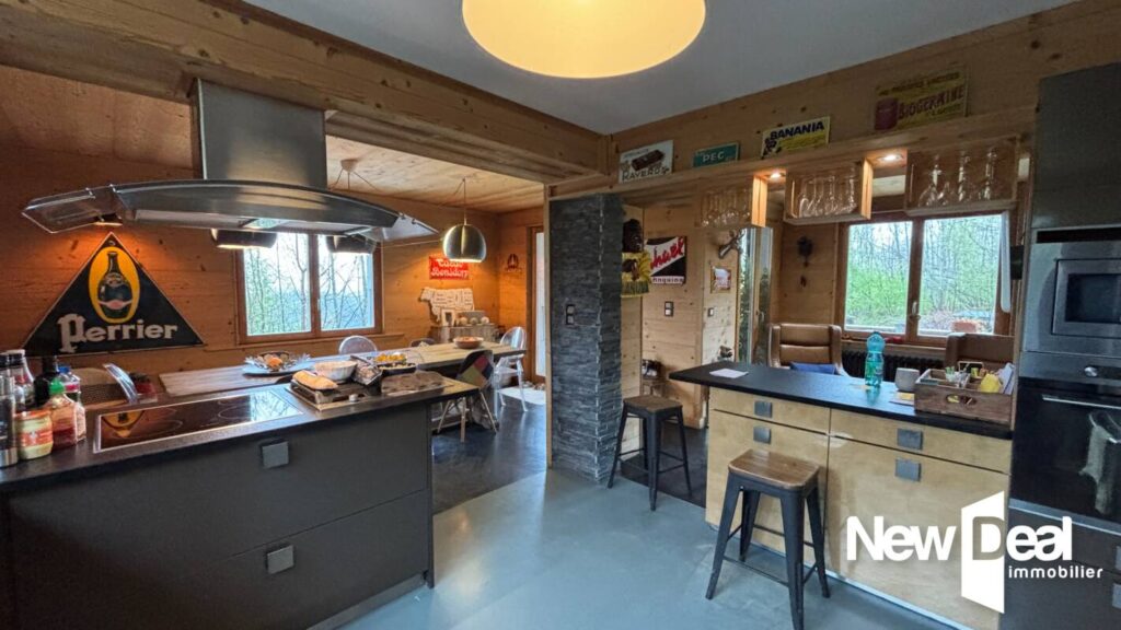 MAISON DE PAYS – 9 pièces – 5 Chambres – 265 m² surface Totale – Bergerie – Terrain 3610 m² – LES HOUCHES – 9 pièces – 5 chambres – 184 m²