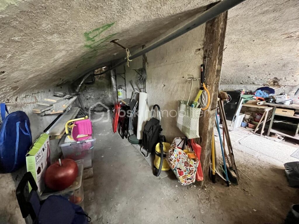 Charmante maison de village rénovée avec jardin – 4 pièces – 2 chambres – 73 m²