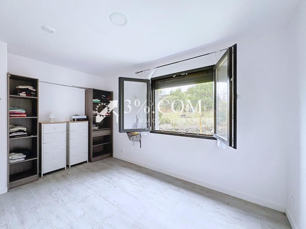 Belle maison contemporaine 6 pièces de 148 m2 avec piscine – 6 pièces – 4 chambres – 148 m²