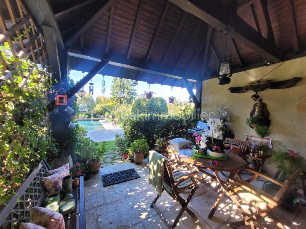 Criel de Voiron Propriété d’Exception Terrain 3766 m² 1 090 000 € – 10 pièces – 6 chambres – 370 m²