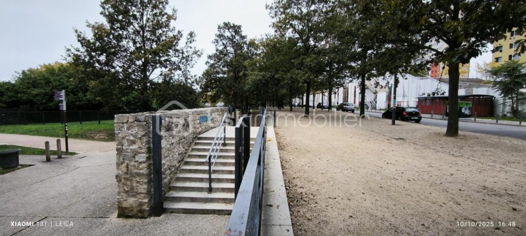 PORTE DE BAGNOLET – F2 DE 48 m² LUMINEUX AVEC VUE PANORAMIQUE – 2 pièces – 1 chambre – 48 m²