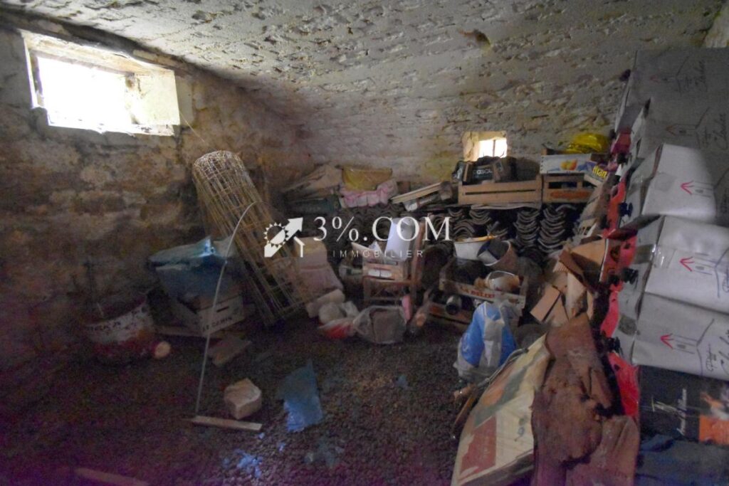 Ancien moulin de 154 m2, 3 chambres, 2 bureaux, dans écrin d – 5 pièces – 3 chambres – 153 m²