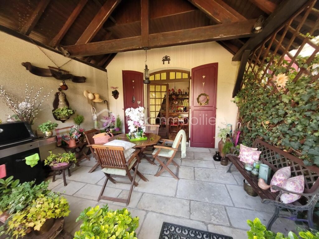 Criel de Voiron Propriété d’Exception Terrain 3766 m² 1 090 000 € – 10 pièces – 6 chambres – 370 m²