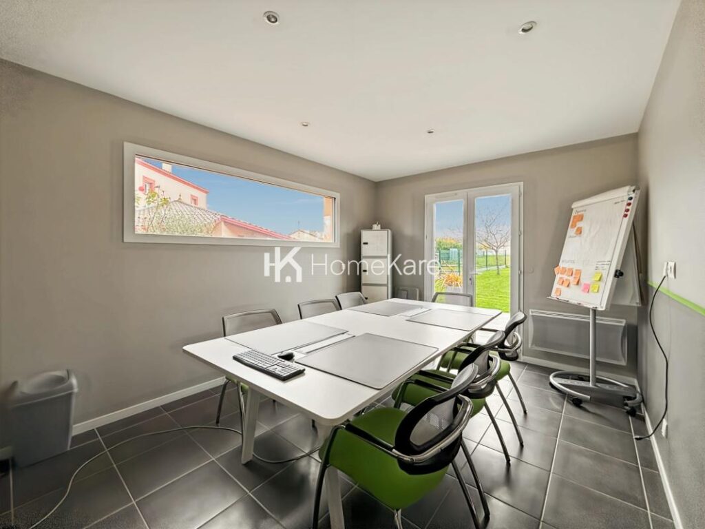 UNE MAISON SEDUISANTE !!! – 9 pièces – 7 chambres – 180 m²