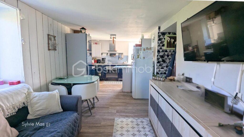 Domaine de charme 2 logements – 5 gîtes – piscine – NR pièces – 11 chambres – 390 m²