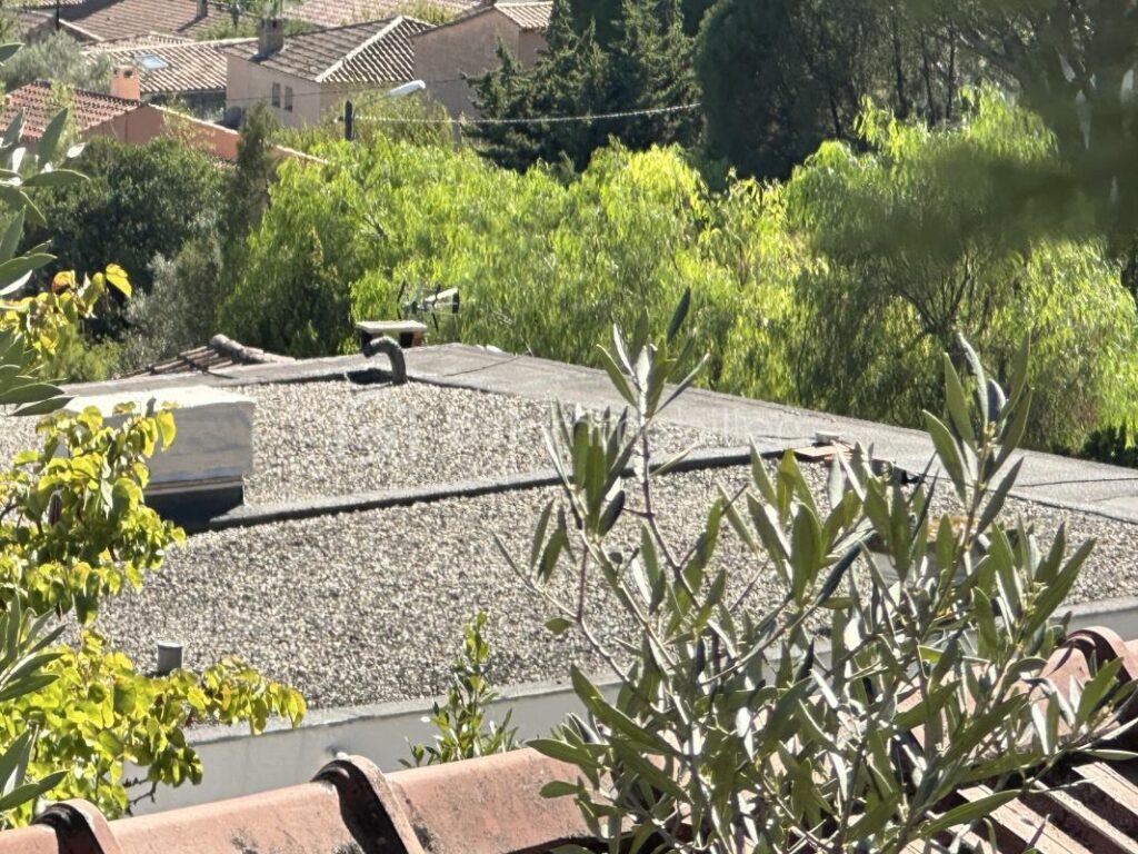 Villa 208 m2 – Vue Rade De TOULON – 7 pièces – 5 chambres – 208 m²