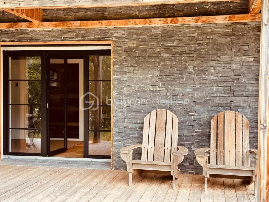 CHALET D’EXCEPTION – VAL D’ALLOS (ALPES-DE-HAUTE-PROVENCE) – 9 pièces – 4 chambres – 350 m²