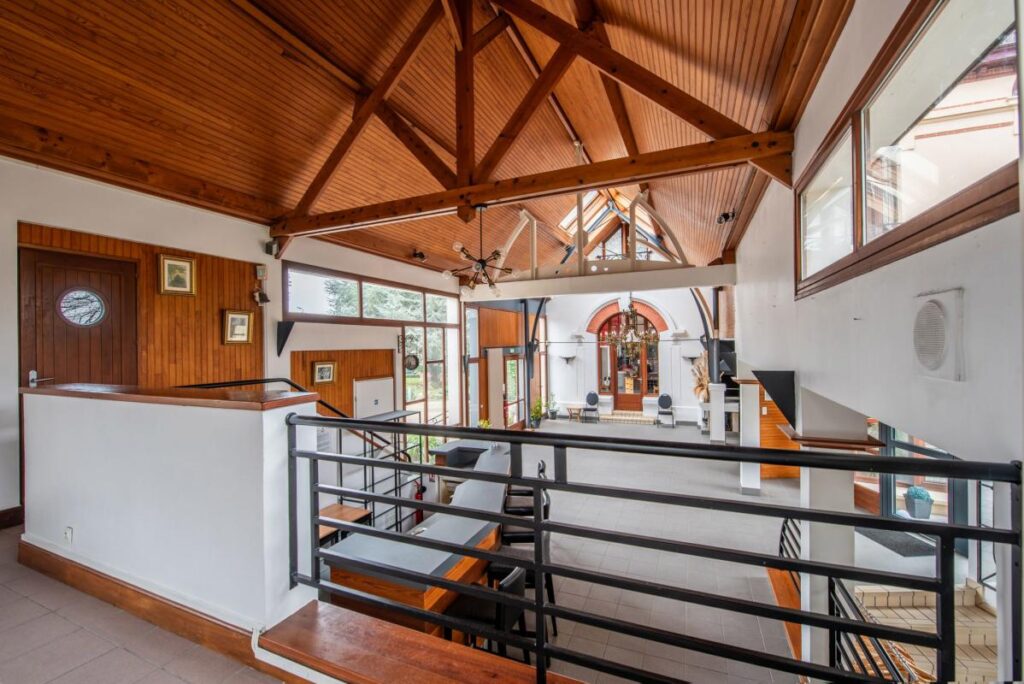 Manoir – 21 pièces – 8 chambres – 696 m²