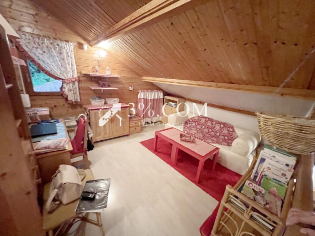 Chalet de Caractére + 5000 M2 Terrain Saint Maurice sur M – 9 pièces – 4 chambres – 147 m²