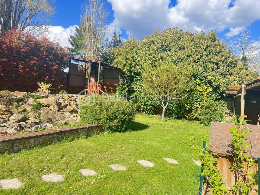 🏡 Maison de caractère rénovée – Lardy Bourg – 5 pièces – 3 chambres – 139 m²