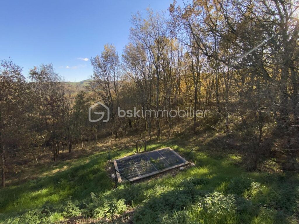 Charme, nature & autonomie – 147 m² + grange – Sud Aveyron – 5 pièces – 3 chambres – 147 m²