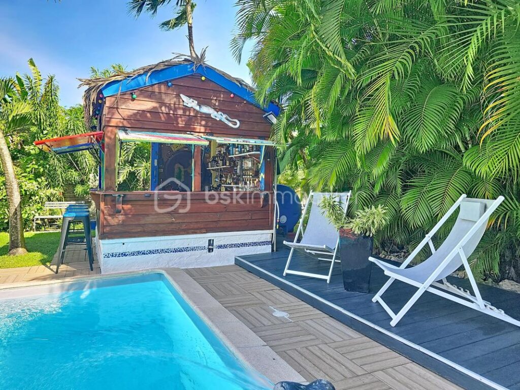 Villa avec piscine 3 chambres , parcelle 1000 m2 – 4 pièces – 3 chambres – 120 m²