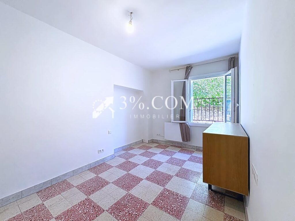 Charmante maison atypique de caractère avec terrasses, studi – 8 pièces – 4 chambres – 183 m²