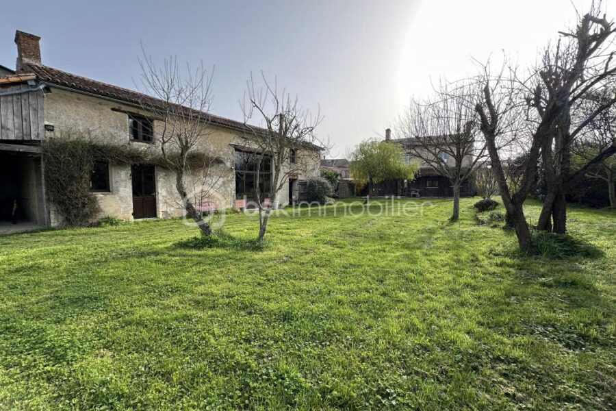 Maison à vendre à Massognes