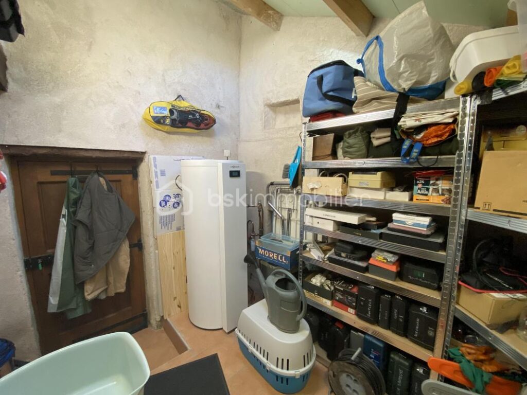 Charme, nature & autonomie – 147 m² + grange – Sud Aveyron – 5 pièces – 3 chambres – 147 m²