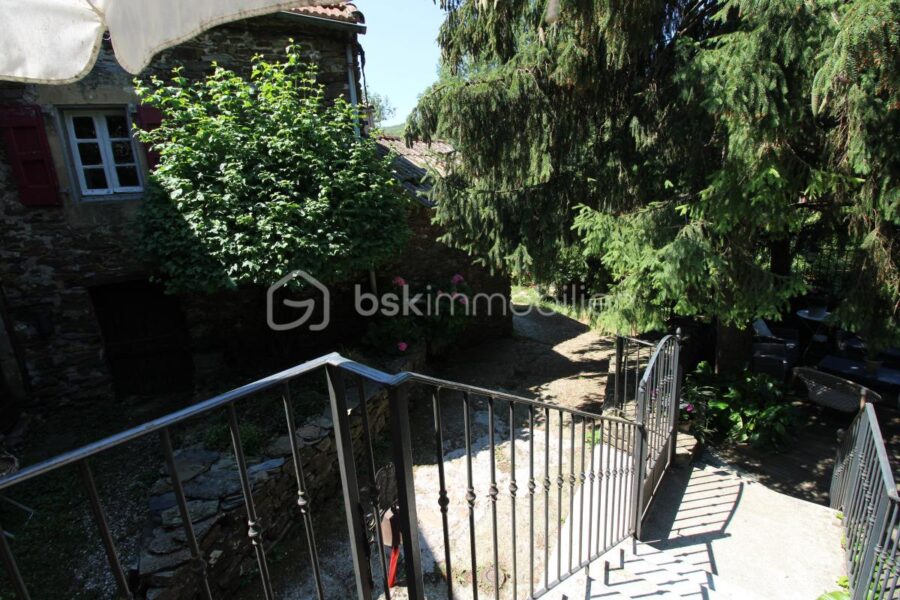 Maison à vendre à Saint jean du bruel — Vue nature — photo 8