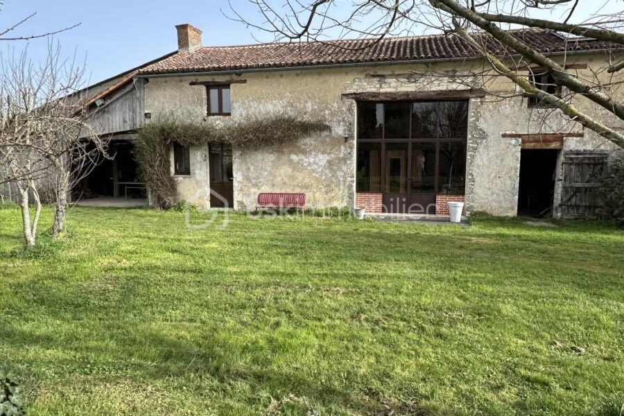 Maison à vendre à Massognes