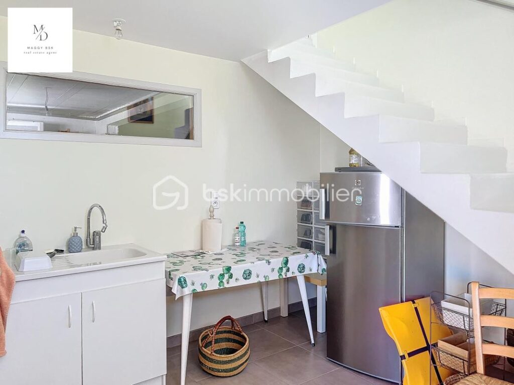 Bien d’exception haute gamme, à visiter sans tarder, coup de cœur assuré! – 9 pièces – 4 chambres – 178 m²