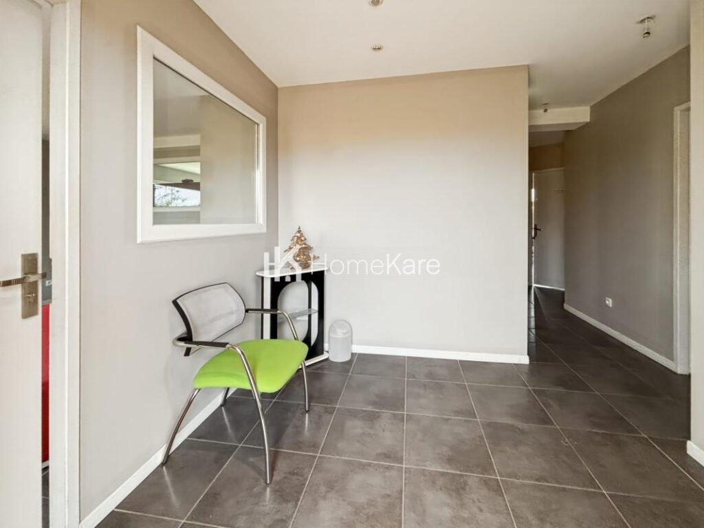 UNE MAISON SEDUISANTE !!! – 9 pièces – 7 chambres – 180 m²