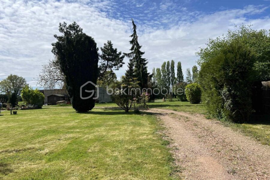 Maison à vendre à Neauphe sous essai