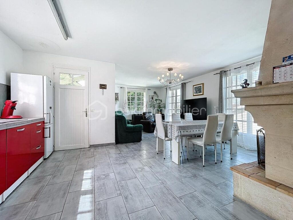 Maison 3 chambres possibilité studio – 5 pièces – 3 chambres – 100 m²