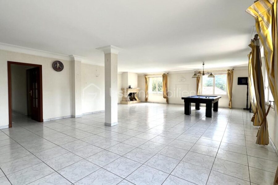Maison à vendre à Gelos