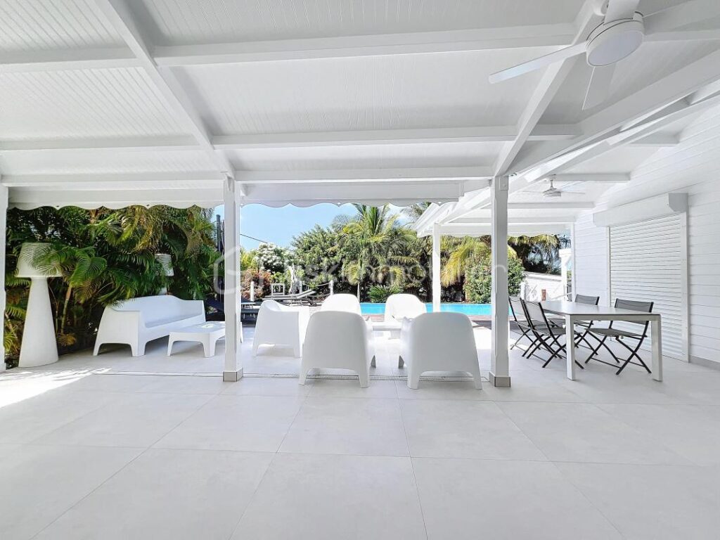 Villa de standing 4 chambres avec piscine Le Helleux – 5 pièces – 4 chambres – 120 m²