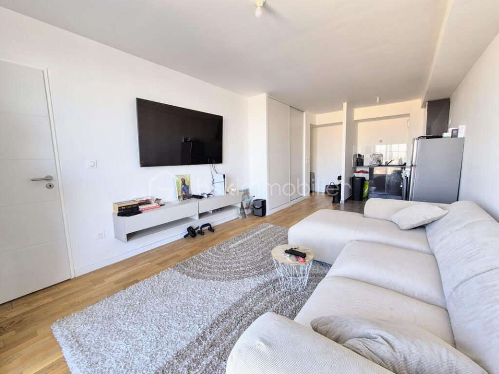 T2 de 45m² avec un balcon et un parking – 2 pièces – 1 chambre – 45 m²