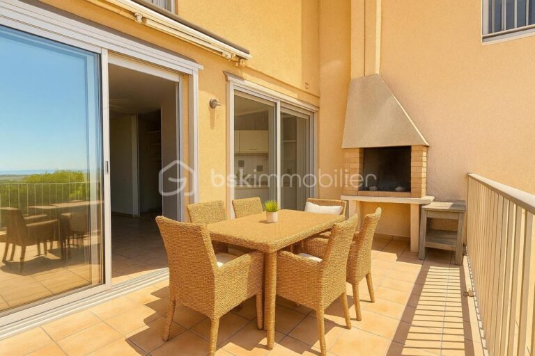 DUPLEX ACCÈS DIRECT À LA PLAGE – 3 pièces – 2 chambres – 58 m²