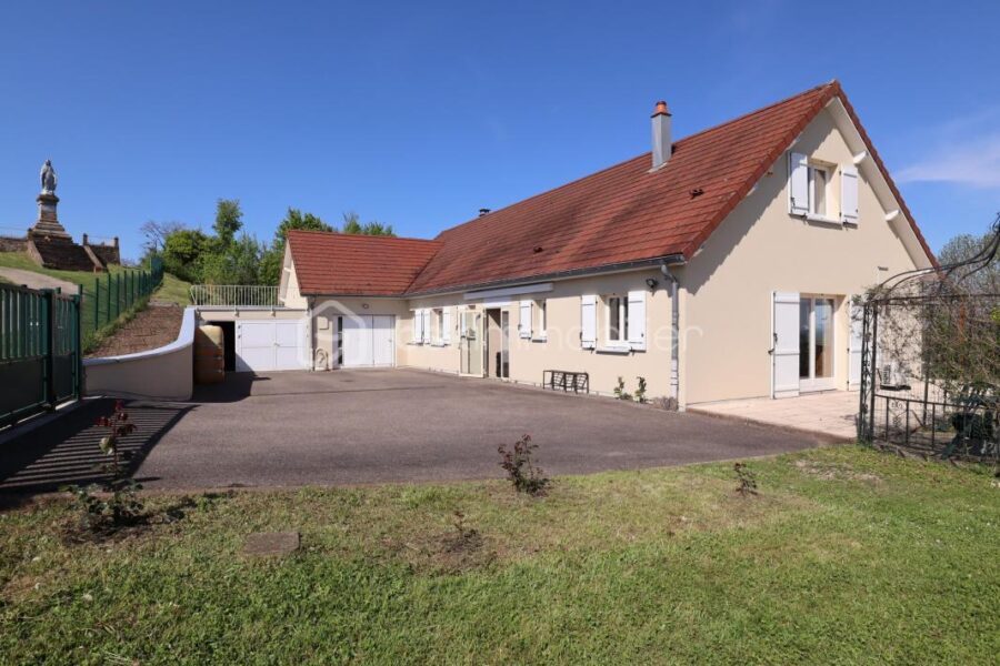 Maison à vendre à Montdore