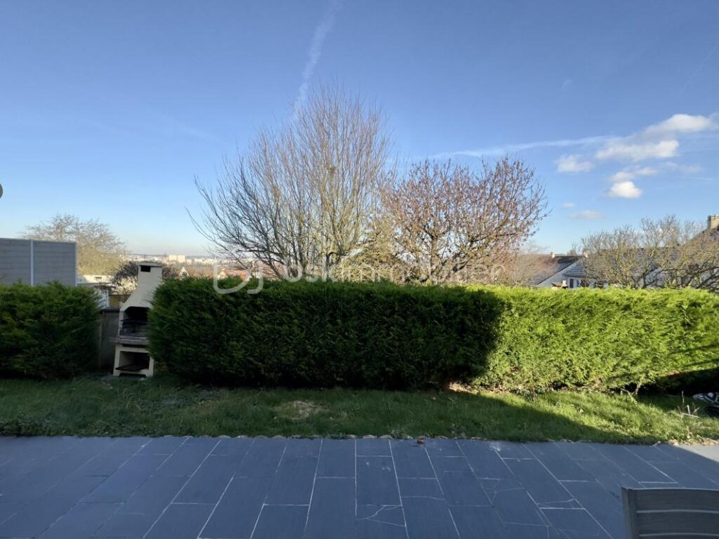 À vendre – Maison récente indépendante (2009) de 110 m² – Nanteuil-lès-Meaux – 6 pièces – 5 chambres – 109 m²