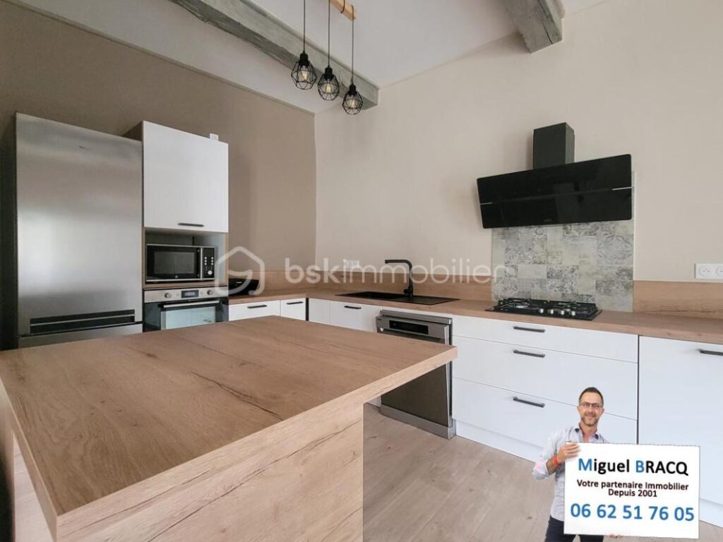 Coup de coeur ! maison F4 avec séjour cuisine de 52 m² + terrasse + parking + garage sur Lespignan 34710 – 4 pièces – 3 chambres – 107 m²